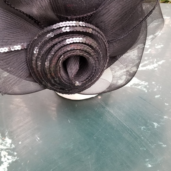 fancy hat - Picture 2 of 3